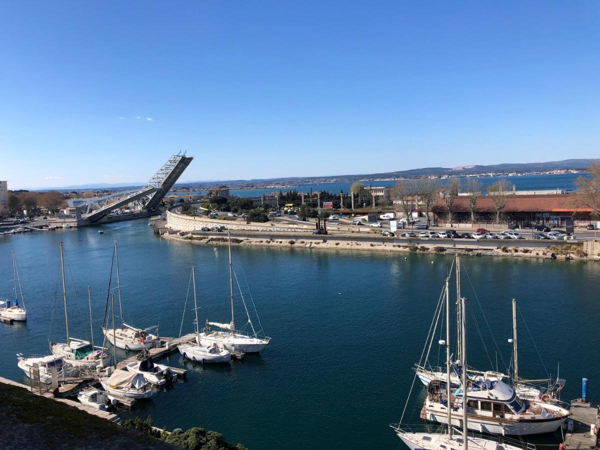 Sete 6Eme Vue Sur Le Canal Et L'Etang Екстер'єр фото